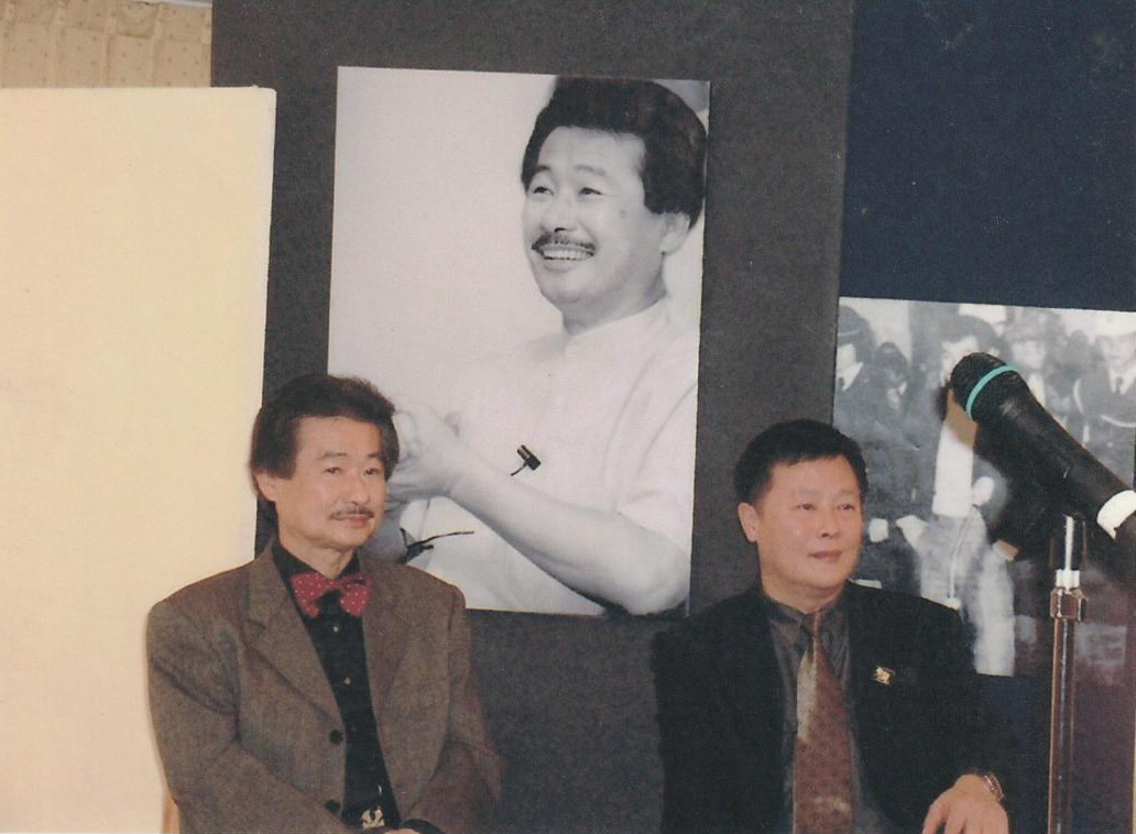 中国著名民主人士魏京生（右）会见台湾民进党前主席施明德（魏京生提供） 
