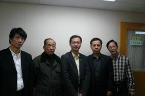 司徒華（左二）、蔡耀昌（中間）、黃元璋（右一） 